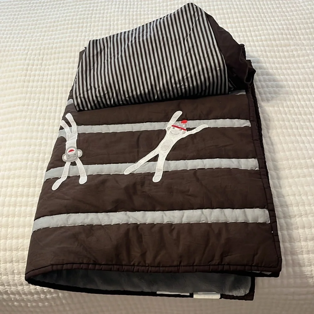 Pottery Barn Kids Playful Monkeys Crib or Toddler Bed Comforter & Bed Skirt